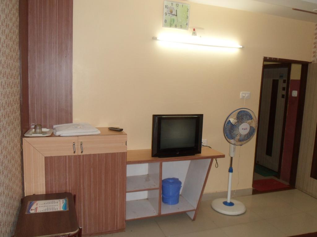 Hotel Raj Palace Dwārka Kültér fotó