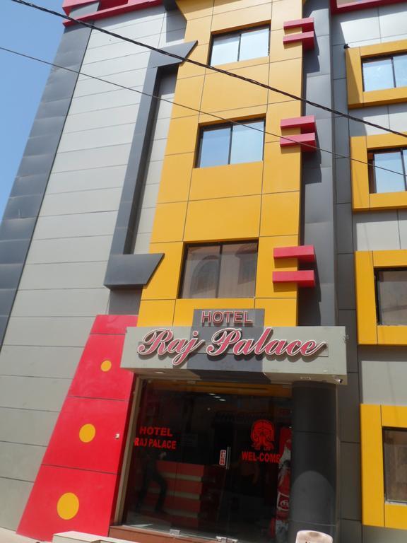 Hotel Raj Palace Dwārka Kültér fotó