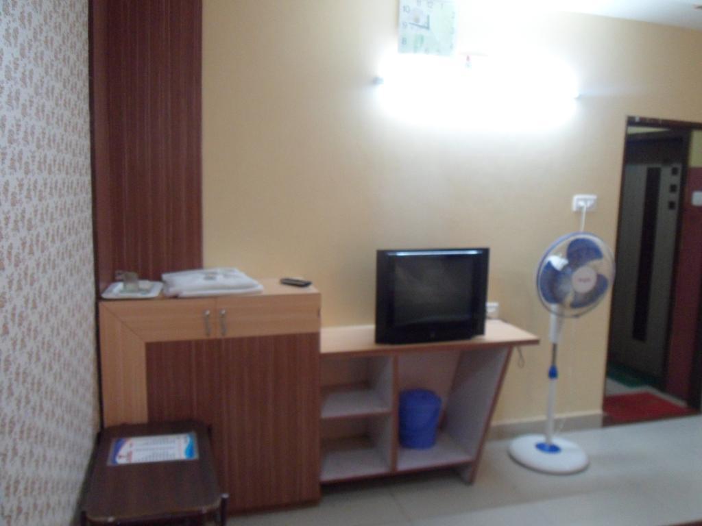Hotel Raj Palace Dwārka Szoba fotó
