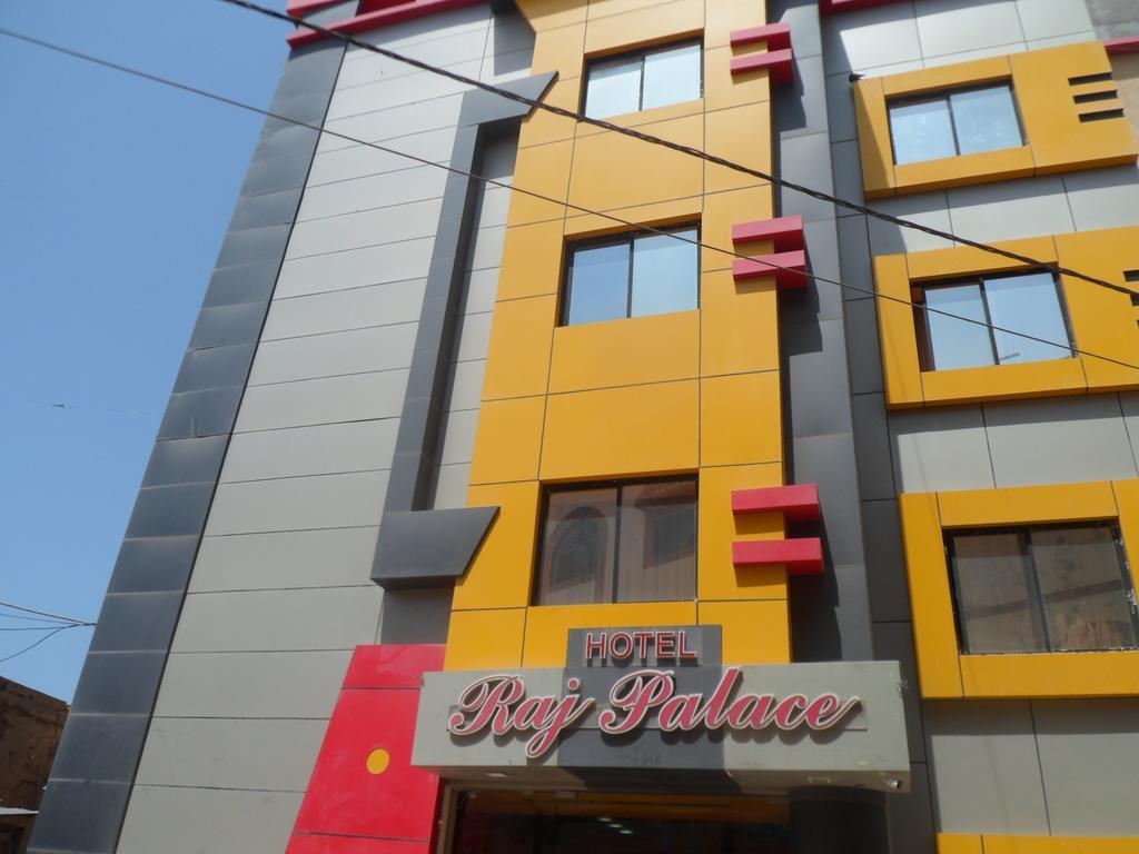 Hotel Raj Palace Dwārka Kültér fotó